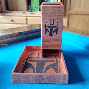 **Customizable 8-Inch Dice Towers for Consistent Gameplay**